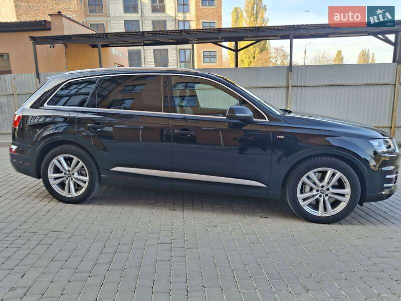 Внедорожник / Кроссовер Audi Q7 2016 в Каменец-Подольском фото 6 Внедорожник / Кроссовер Audi Q7 2016 в Каменец-Подольском