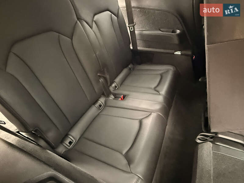 Позашляховик / Кросовер Audi Q7 2016 в Харкові фото 41 Позашляховик / Кросовер Audi Q7 2016 в Харкові