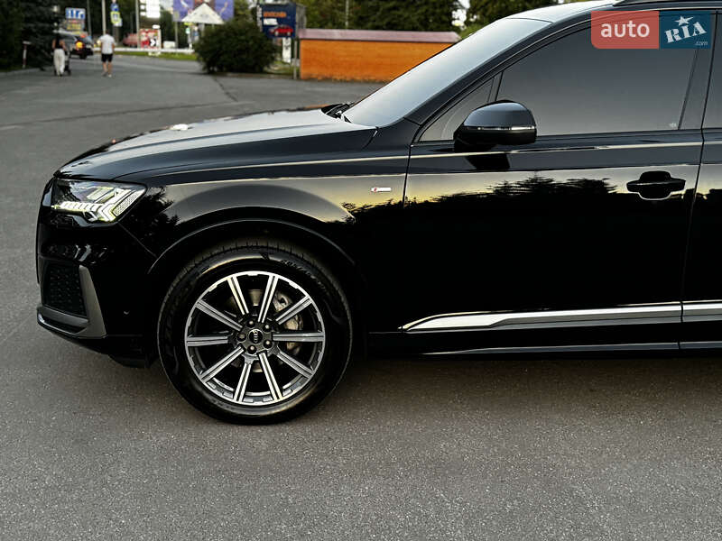 Позашляховик / Кросовер Audi Q7 2021 в Тернополі фото 26 Позашляховик / Кросовер Audi Q7 2021 в Тернополі