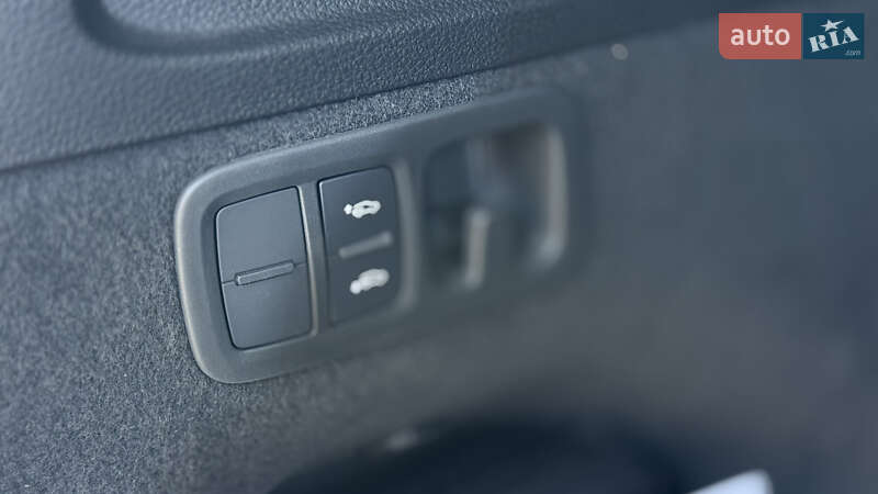 Позашляховик / Кросовер Audi Q7 2023 в Ужгороді фото 27 Позашляховик / Кросовер Audi Q7 2023 в Ужгороді