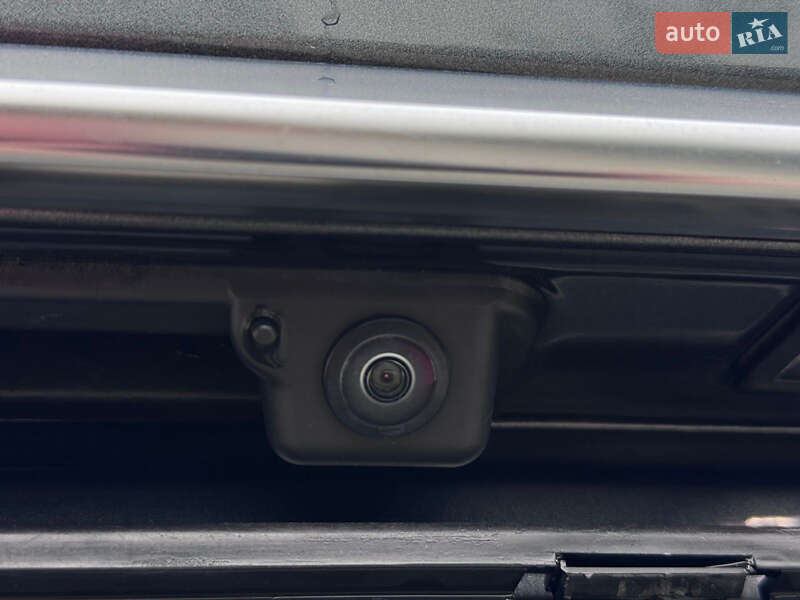 Позашляховик / Кросовер Audi Q7 2022 в Тячеві