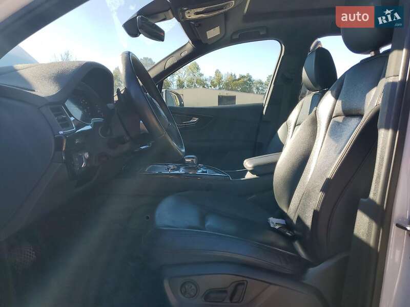 Внедорожник / Кроссовер Audi Q7 2018 в Днепре фото 7 Внедорожник / Кроссовер Audi Q7 2018 в Днепре