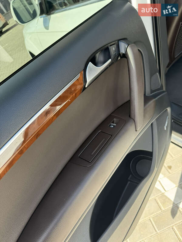 Позашляховик / Кросовер Audi Q7 2015 в Львові фото 20 Позашляховик / Кросовер Audi Q7 2015 в Львові