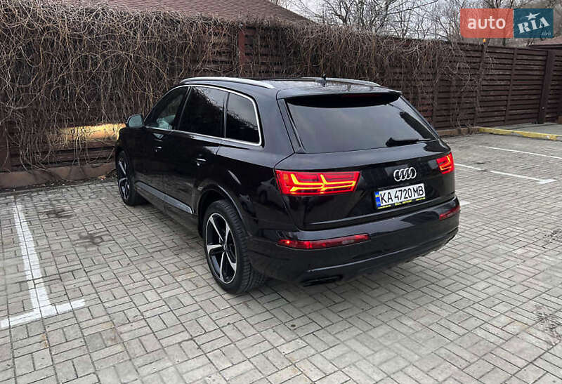 Позашляховик / Кросовер Audi Q7 2018 в Києві фото 7 Позашляховик / Кросовер Audi Q7 2018 в Києві