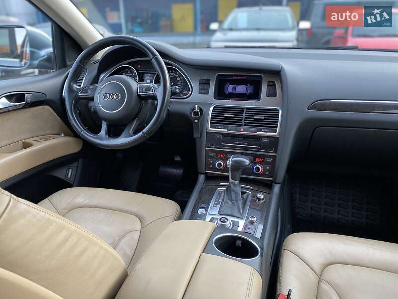 Позашляховик / Кросовер Audi Q7 2011 в Києві фото 12 Позашляховик / Кросовер Audi Q7 2011 в Києві