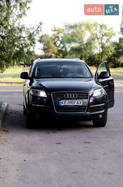 Позашляховик / Кросовер Audi Q7 2007 в Дніпрі