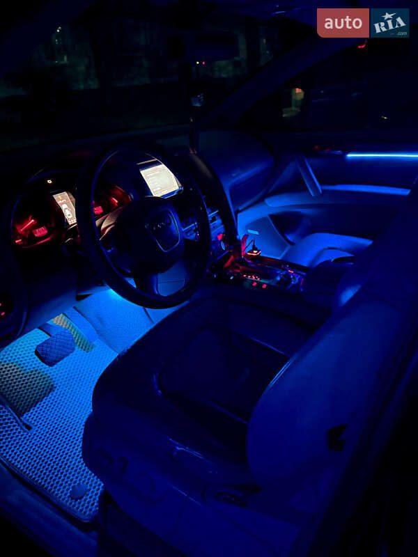 Позашляховик / Кросовер Audi Q7 2007 в Дніпрі