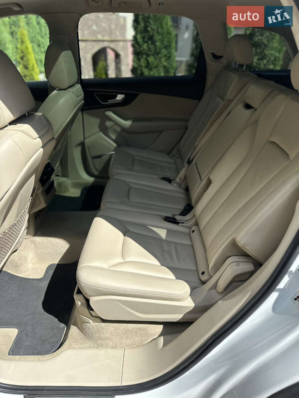 Позашляховик / Кросовер Audi Q7 2018 в Тернополі