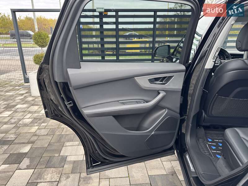 Позашляховик / Кросовер Audi Q7 2022 в Рівному фото 35 Позашляховик / Кросовер Audi Q7 2022 в Рівному