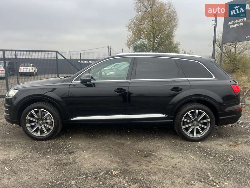 Внедорожник / Кроссовер Audi Q7 2016 в Киеве