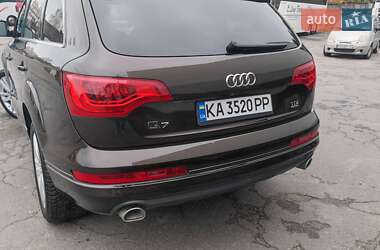 Внедорожник / Кроссовер Audi Q7 2014 в Киеве