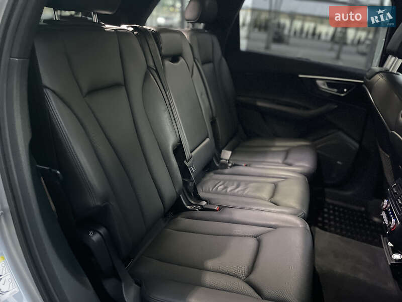 Внедорожник / Кроссовер Audi Q7 2017 в Львове фото 23 Внедорожник / Кроссовер Audi Q7 2017 в Львове