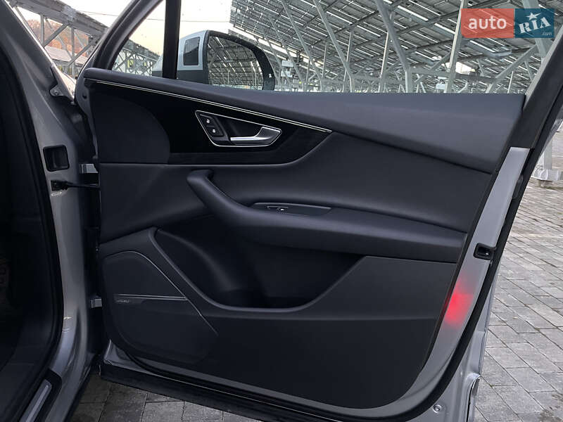 Внедорожник / Кроссовер Audi Q7 2017 в Львове фото 27 Внедорожник / Кроссовер Audi Q7 2017 в Львове