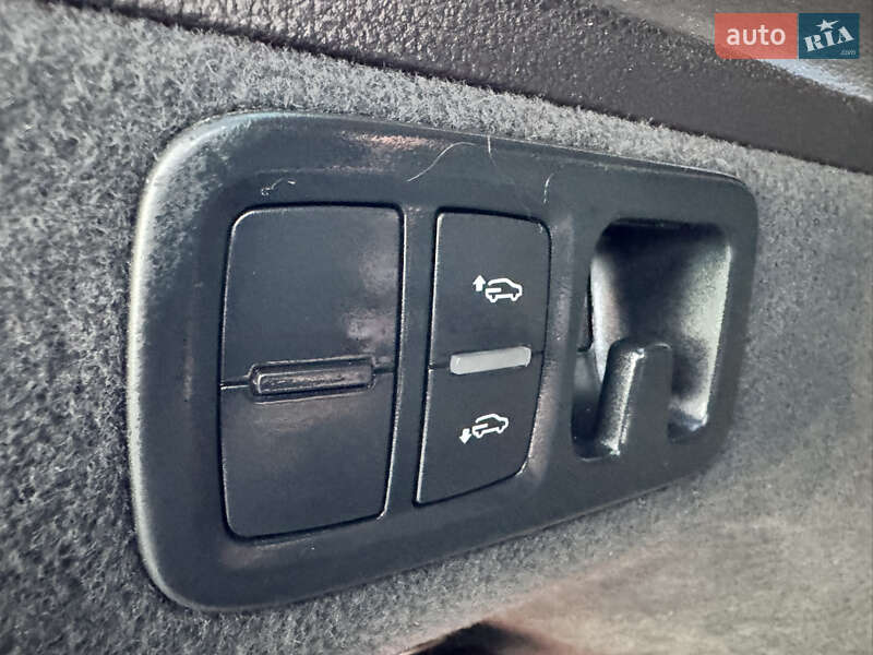 Внедорожник / Кроссовер Audi Q7 2015 в Львове фото 89 Внедорожник / Кроссовер Audi Q7 2015 в Львове