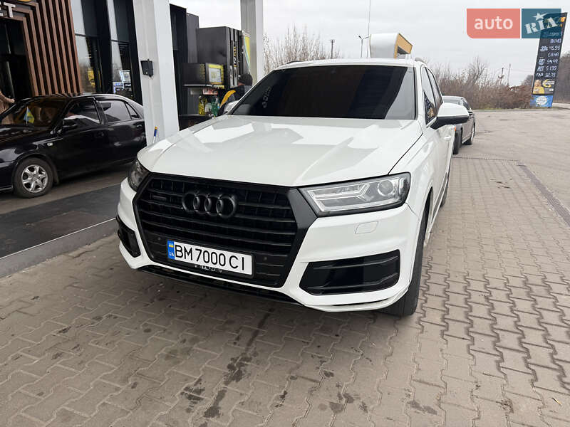 Позашляховик / Кросовер Audi Q7 2017 в Полтаві
