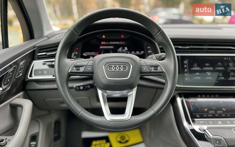 Внедорожник / Кроссовер Audi Q7 2022 в Львове