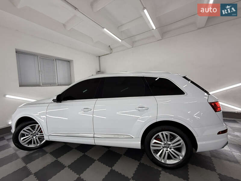 Внедорожник / Кроссовер Audi Q7 2018 в Трускавце