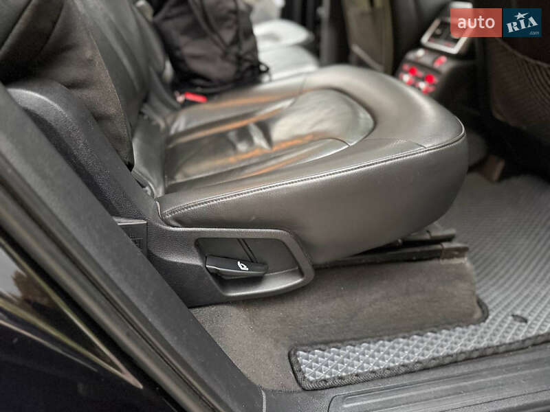 Позашляховик / Кросовер Audi Q7 2010 в Кам'янець-Подільському