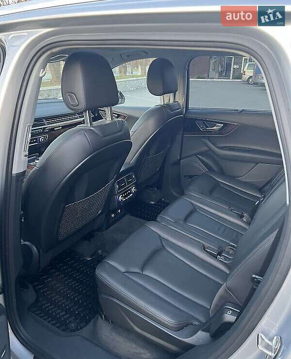 Позашляховик / Кросовер Audi Q7 2017 в Івано-Франківську фото 13 Позашляховик / Кросовер Audi Q7 2017 в Івано-Франківську