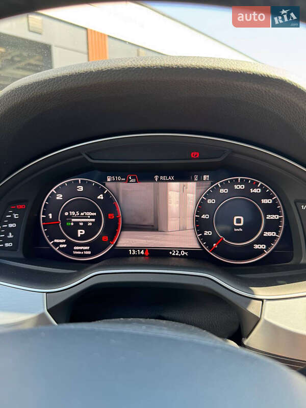 Внедорожник / Кроссовер Audi Q7 2017 в Черкассах