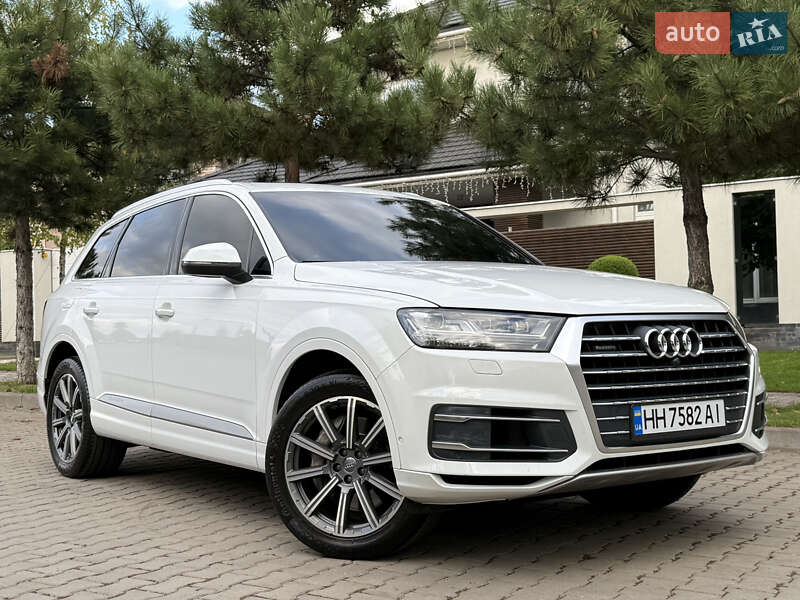 Позашляховик / Кросовер Audi Q7 2018 в Одесі