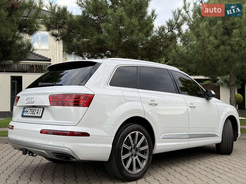 Позашляховик / Кросовер Audi Q7 2018 в Одесі