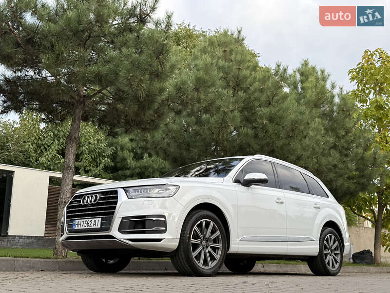 Позашляховик / Кросовер Audi Q7 2018 в Одесі