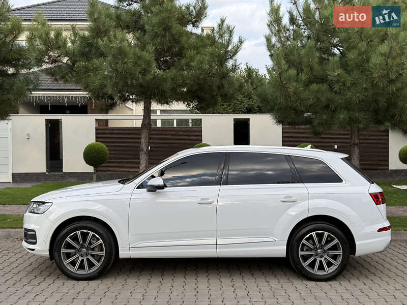 Позашляховик / Кросовер Audi Q7 2018 в Одесі