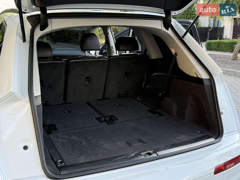 Позашляховик / Кросовер Audi Q7 2018 в Одесі