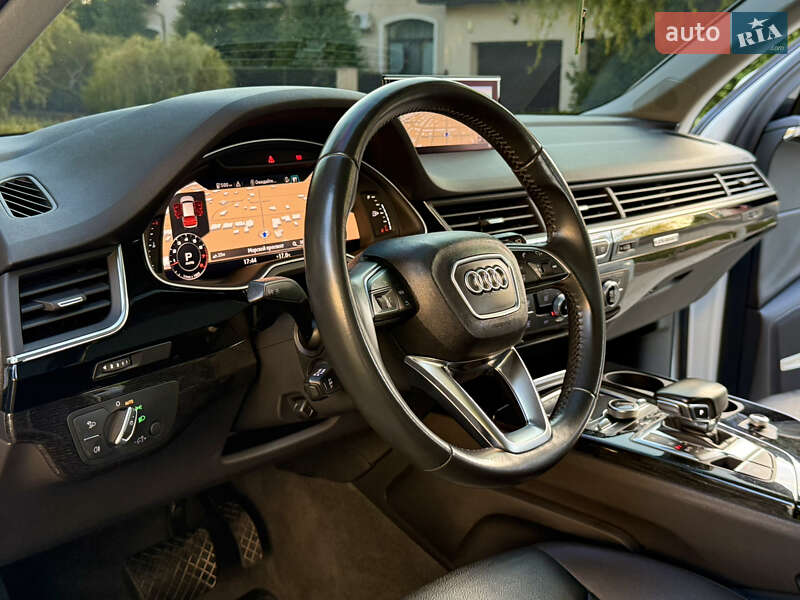 Позашляховик / Кросовер Audi Q7 2018 в Одесі