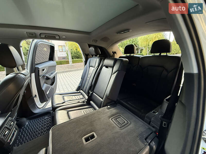 Позашляховик / Кросовер Audi Q7 2018 в Одесі