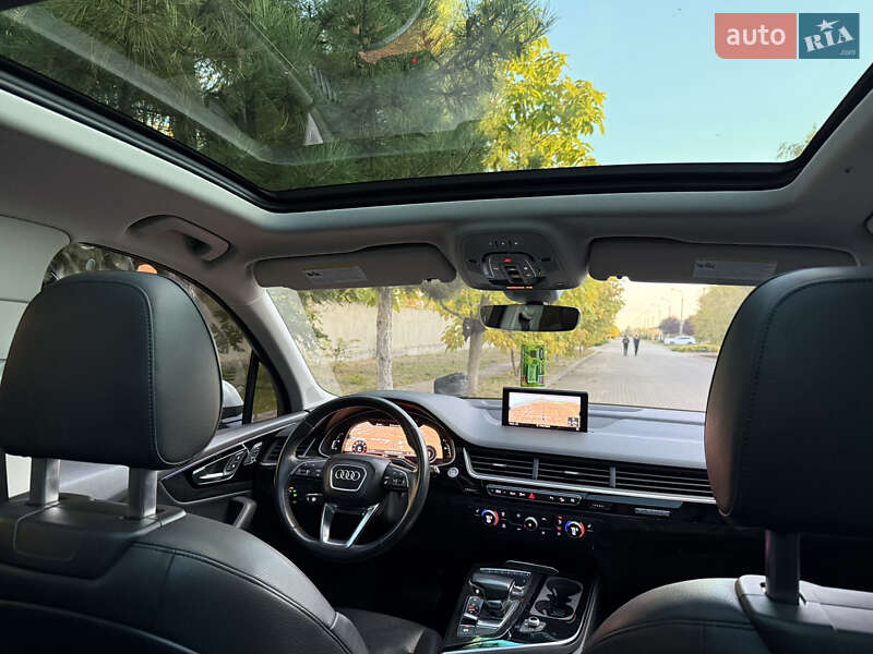 Позашляховик / Кросовер Audi Q7 2018 в Одесі