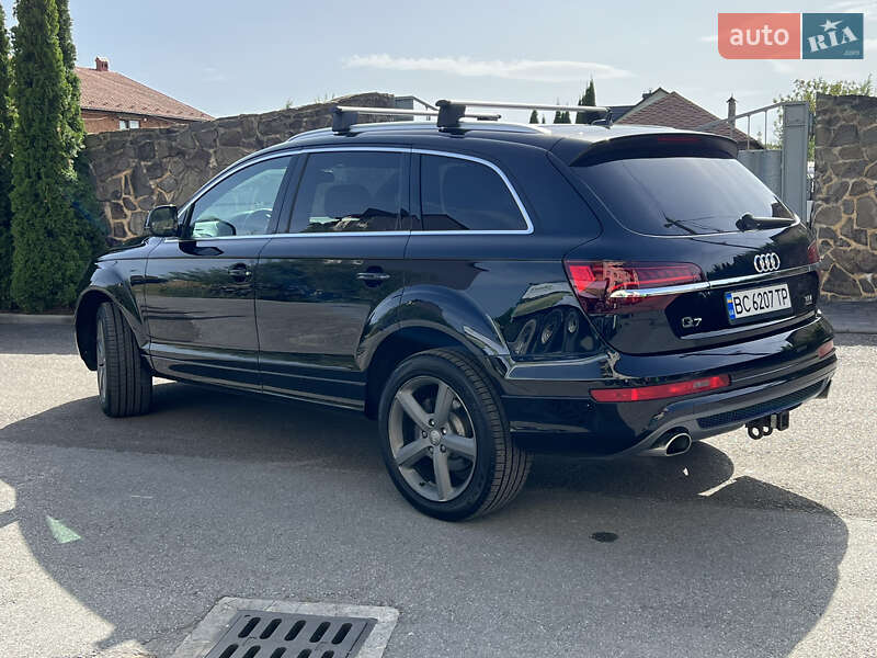 Позашляховик / Кросовер Audi Q7 2014 в Самборі
