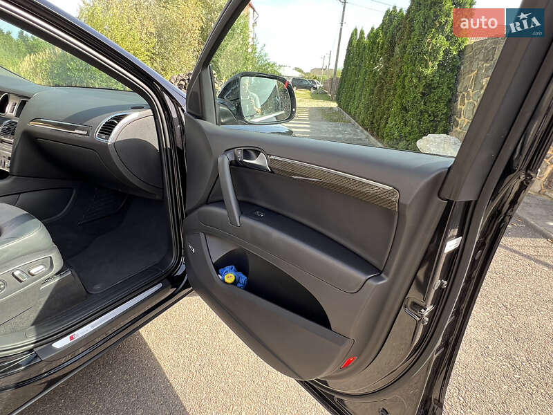 Позашляховик / Кросовер Audi Q7 2014 в Самборі