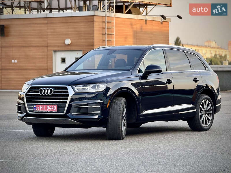 Внедорожник / Кроссовер Audi Q7 2018 в Киеве