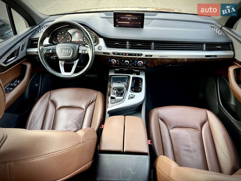 Внедорожник / Кроссовер Audi Q7 2018 в Киеве
