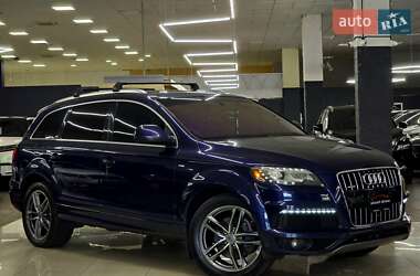 Позашляховик / Кросовер Audi Q7 2010 в Миколаєві