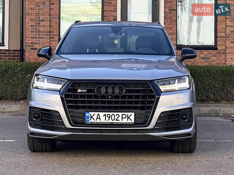 Позашляховик / Кросовер Audi Q7 2017 в Києві
