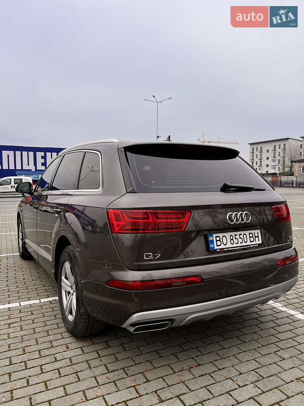 Внедорожник / Кроссовер Audi Q7 2016 в Тернополе