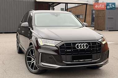 Внедорожник / Кроссовер Audi Q7 2022 в Киеве