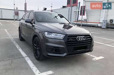 Внедорожник / Кроссовер Audi Q7 2018 в Киеве