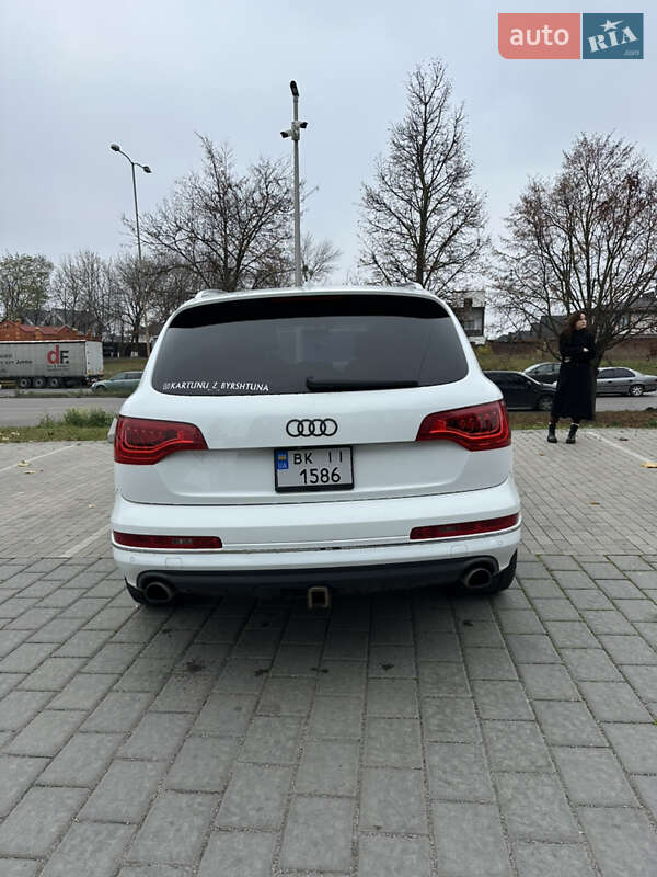 Внедорожник / Кроссовер Audi Q7 2014 в Ровно