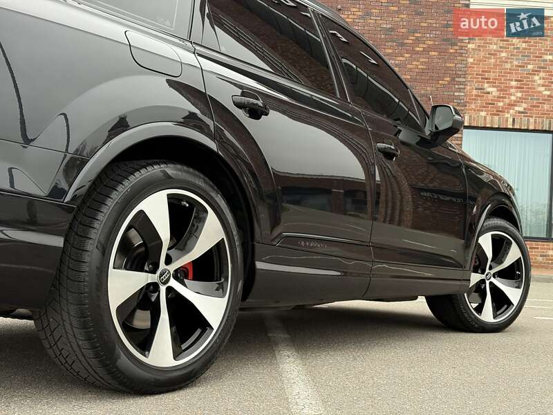 Внедорожник / Кроссовер Audi Q7 2016 в Киеве фото 36 Внедорожник / Кроссовер Audi Q7 2016 в Киеве