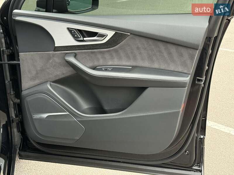 Внедорожник / Кроссовер Audi Q7 2016 в Киеве фото 138 Внедорожник / Кроссовер Audi Q7 2016 в Киеве