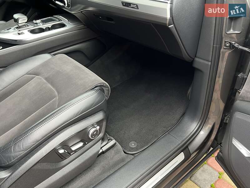 Внедорожник / Кроссовер Audi Q7 2019 в Коломые