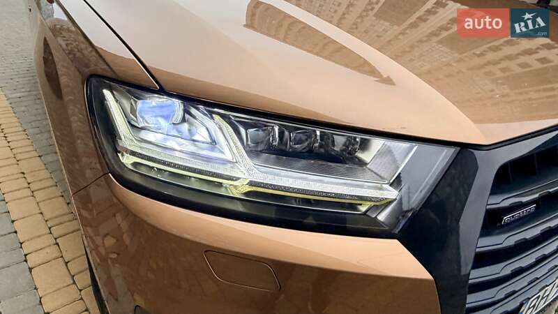 Внедорожник / Кроссовер Audi Q7 2017 в Одессе