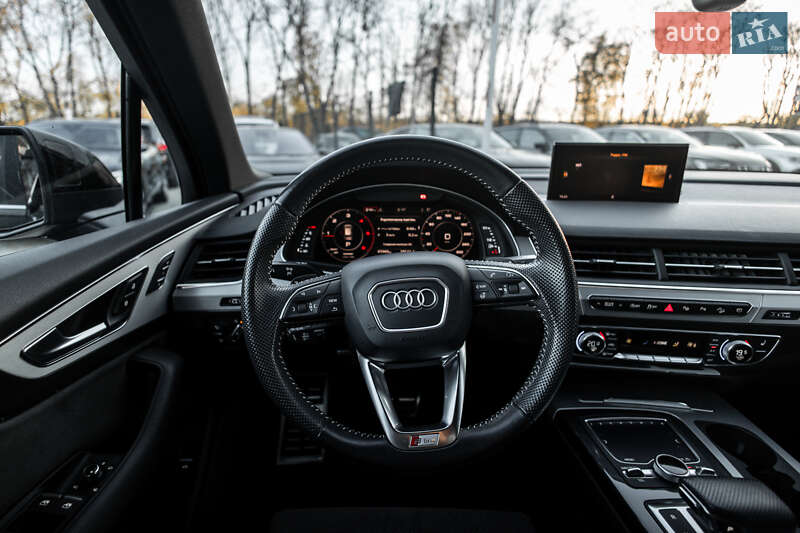 Позашляховик / Кросовер Audi Q7 2017 в Львові фото 14 Позашляховик / Кросовер Audi Q7 2017 в Львові