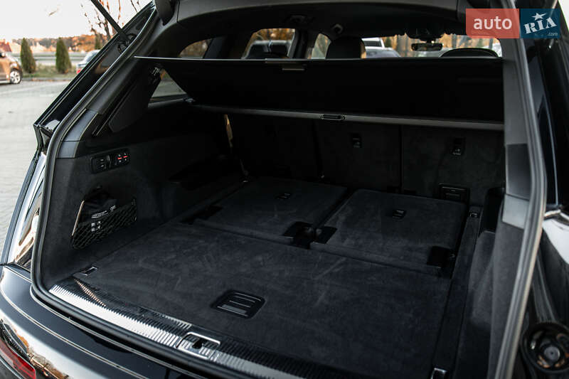 Позашляховик / Кросовер Audi Q7 2017 в Львові фото 38 Позашляховик / Кросовер Audi Q7 2017 в Львові