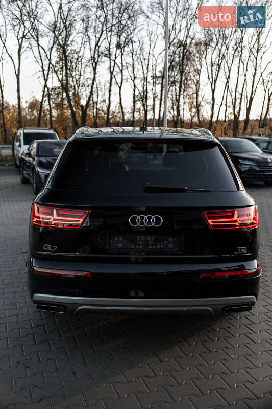 Позашляховик / Кросовер Audi Q7 2017 в Львові фото 10 Позашляховик / Кросовер Audi Q7 2017 в Львові