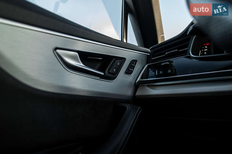 Позашляховик / Кросовер Audi Q7 2017 в Львові фото 46 Позашляховик / Кросовер Audi Q7 2017 в Львові